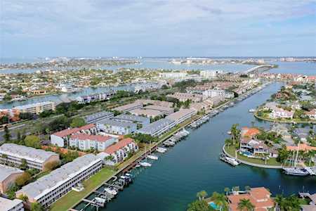 557 Pinellas Bayway S #302 Tierra Verde, FL 33715