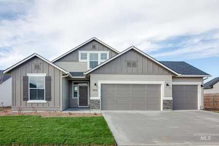 1915 SW Sharpshinned Ave Mountain Home, ID 83647