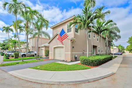 1895 Madeira Dr #1895 Weston, FL 33327