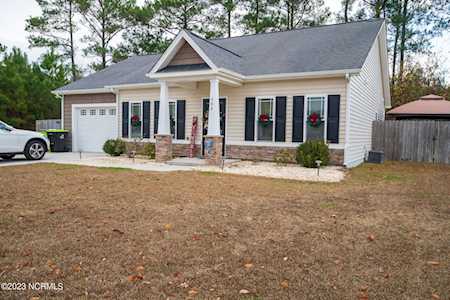 504 Sommerville Ct Swansboro, NC 28584