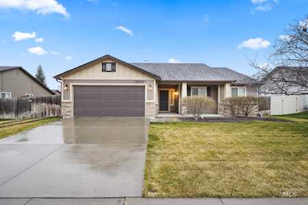 12693 Sunstone Street Nampa, ID 83651