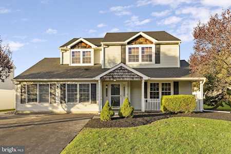 472 Pheasant Ln Fairless Hills, PA 19030