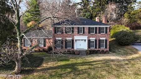 5803 Brittany Valley Rd Louisville, KY 40222