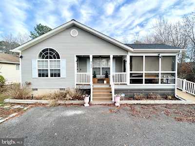 903 Ocean Pkwy Berlin, MD 21811