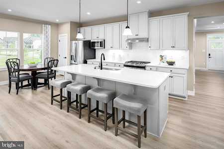 15502 Twin River Cir #G010 Bowie, MD 20716