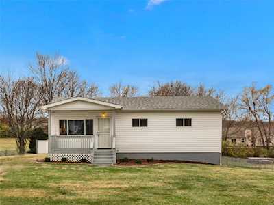 614 Hickory Dale Dr St Charles, MO 63304