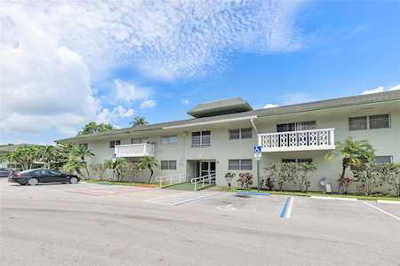 4200 NW 3rd Ct #128 Plantation, FL 33317