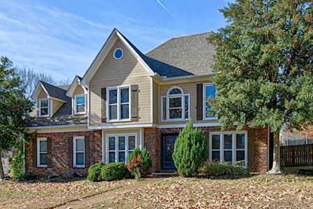 765 Pine Grove Cv Collierville, TN 38017
