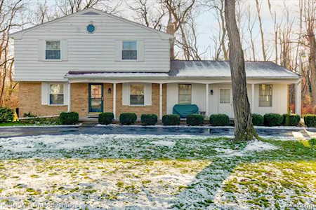 47129 Dunsany Rd Northville, MI 48167