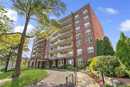 360 Westchester Ave #218 Port Chester, NY 10573