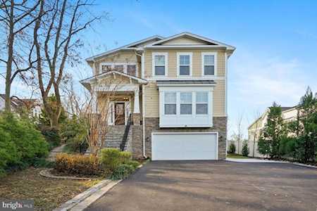 125 Courthouse Rd SW Vienna, VA 22180