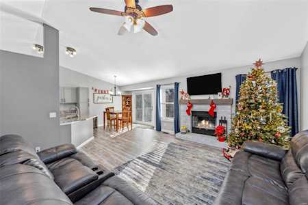 44 Homeplate Ct O'fallon, MO 63366