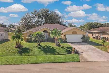 2568 SW Monterrey Lane Port St Lucie, FL 34953