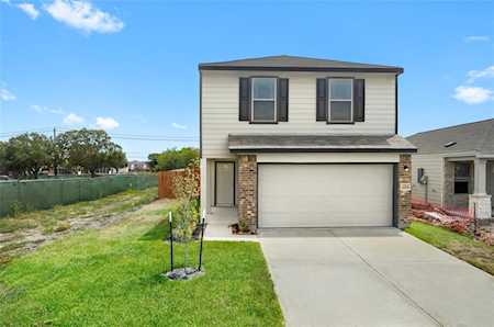 5312 Cj Walker Ln Houston, TX 77048