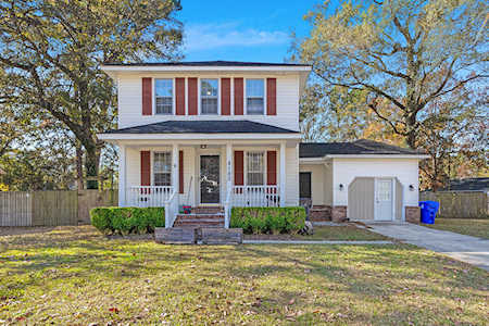 8183 Courtwood Rd North Charleston, SC 29406