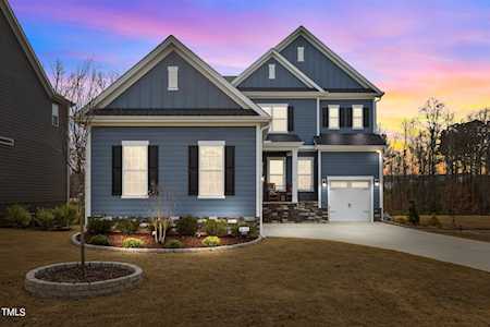 2925 Banks Knoll Dr Drive Cary, NC 27519