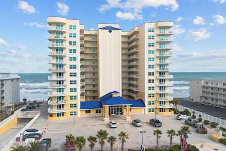 Rare 4 Bd / 3 Ba 2,900+ Sq ft Oceanfront Luxury Condo w Huge Balcony &  Grill - Daytona Beach Shores