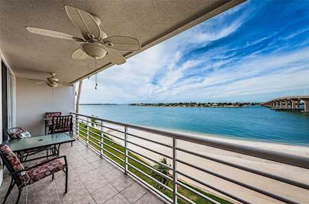 Isla del Sol Condos for Sale In St Petersburg FL