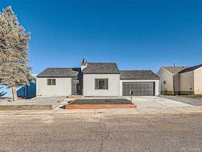 2030 Ridge Dr Broomfield, CO 80020