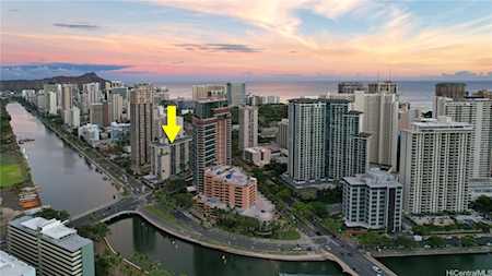 Koula, Kakaako, Marina/Canal Views, Ocean Views, Honolulu, Hawaii, United  States For Sale