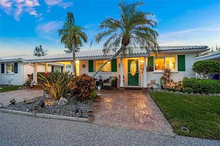 820 Spanish Dr S Longboat Key,  FL 34228