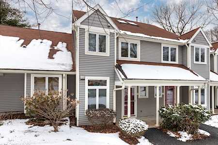 Quail Run Condos for Sale - Woburn