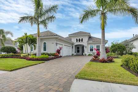 Lakewood Ranch Homes With a Swimming Pool - Lakewood Ranch, FL