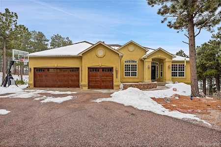 935 Pinenut Ct Colorado Springs, CO 80921