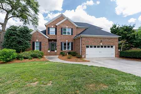 475 Beacon Knoll Ln, Fort Mill, SC 29708