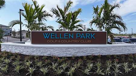 Wellen Park Golf & Country Club : Veranda Condominiums by Lennar in Venice  FL
