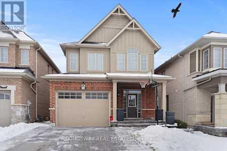 For rent: 79 SILK TWIST DR, East Gwillimbury, Ontario L9N0W4