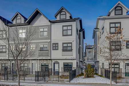 Virtual tour of 42-51 Big Hill Way SE, Calgary, Alberta, T4A1L7