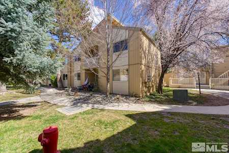 Shoreline Villas Condominiums for Sale - Reno, NV - FreeNevadaMove.com