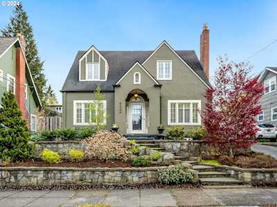 Laurelhurst Real Estate