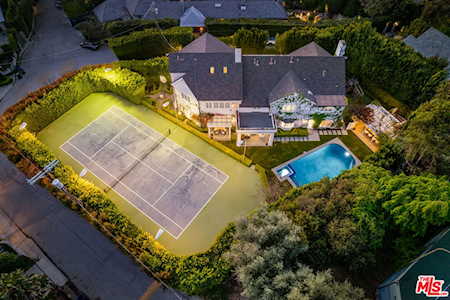 Hidden Valley Estates for Sale | Beverly Hills Gated Community