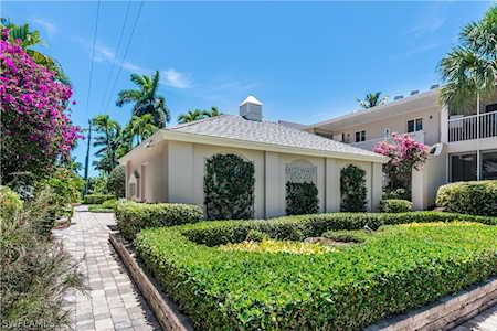 Hamilton Club - 340-380 7th Avenue S Naples FL 34102 - Old Naples Condos
