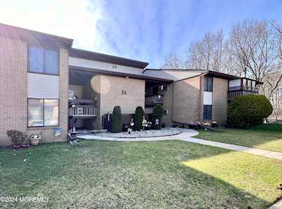 3778 Dunhill Rd, Wantagh, NY 11793 | Zillow Australia