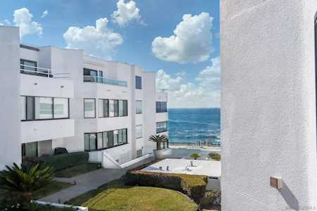 Beautiful view of High Rise Penthouse Condo For Sale