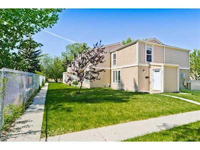 Northeast Calgary Townhomes For Sale - Northeast Calgary Townhouse Real ...