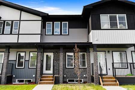 Rosewood - Homes for Sale in Argyle Park Regina