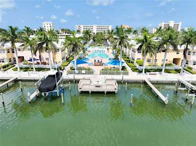 Discover Your Dream Barefoot Beach Condos for Sale