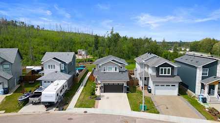 Fort McMurray Single Family Homes For Sale - Fort McMurray AB Single