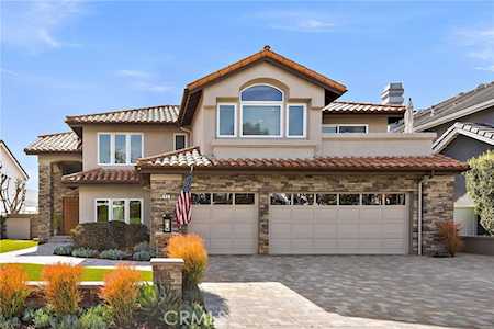 Crest De Ville Estates | Laguna Niguel Neighborhoods