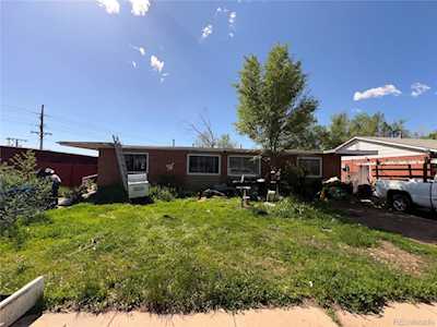 381 Fairway S Colorado Springs, CO 80906