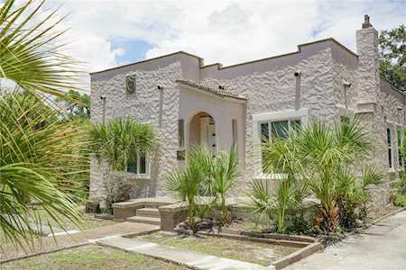 7 BEST Reasons to Consider Living in St Petersburg, FL - Moving to St