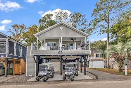 Oceanfront Tiny House for Sale in Myrtle Beach, SC: An Ocean Lover's Dream