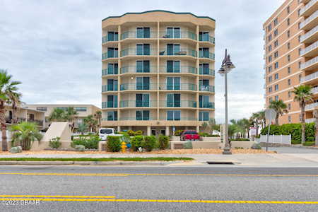 Discovering Dimucci Towers: A Charming Getaway in Daytona Beach Shores