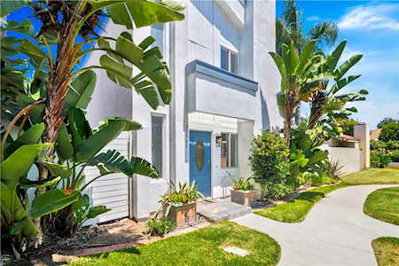 Pros & Cons of Living in San Juan Capistrano (2023): The Truth About