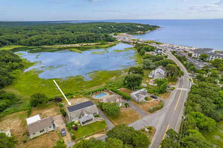 Discover Old Silver Beach: Falmouth, MA 02556