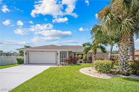 736 Sesame Ct Cape Coral,  FL 33904